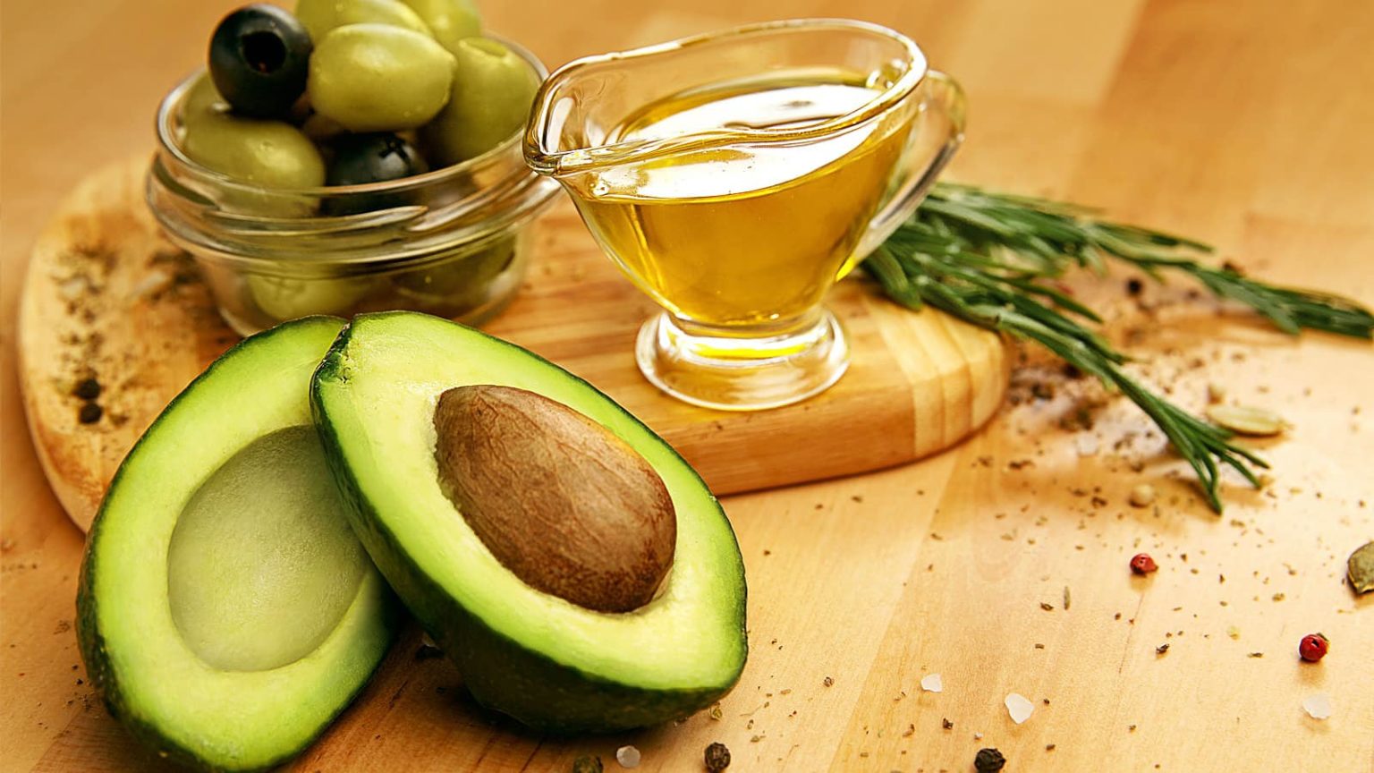 Fall in Love with Avocado Oil and Olive Oil